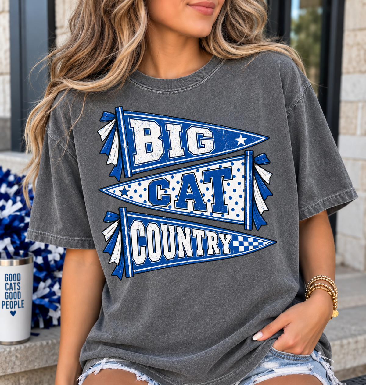 T-Shirt - Big Cat Country Pennant Graphic Tee